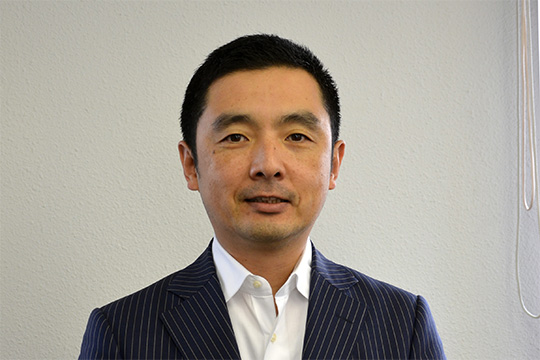 吉田浩一 氏